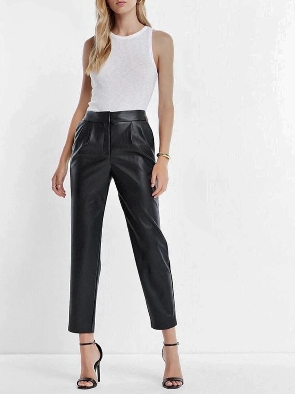 Express High Waisted Pleated Vegan Leather Ankle Pant Pants Black Size 0